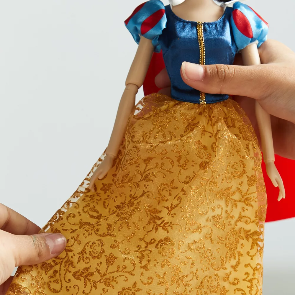 Disney Store Poupée Classique Blanche Neige 4 Disney Store Poupée Classique Blanche Neige – Image 4