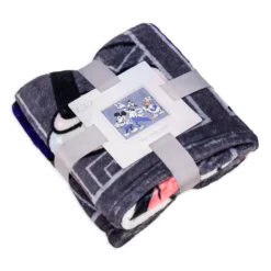 Jeté Mickey Et Ses Amis Disney100 Celebration -FUNKO Boutique 465043583079 2