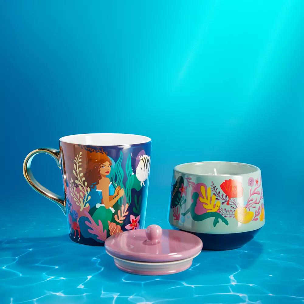 Disney Store Bougie Ariel, La Petite Sirène (2023) 2 Disney Store Bougie Ariel, La Petite Sirène (2023) – Image 2