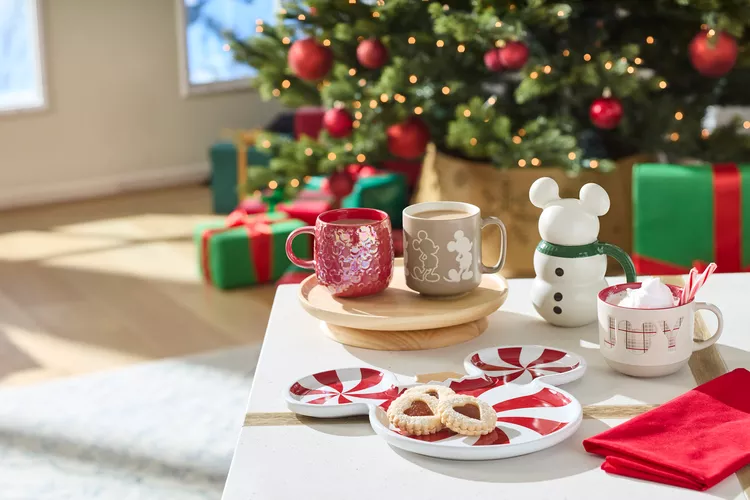 FUNKO Boutique -FUNKO Boutique bhg disney holiday 8721448 fd92ba6ee682403b85cd59a8159e1754